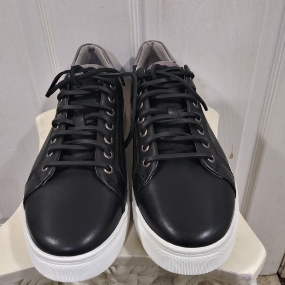 Sperry Gold Cup Plushwave LTT Size. 8.5